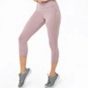 NWOT Forever 21 Dusty Pink Cutout Cropped Leggings size small